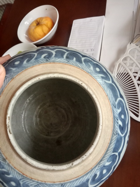 古玩陶瓷雜寶紋青花罐真品鑒賞圖