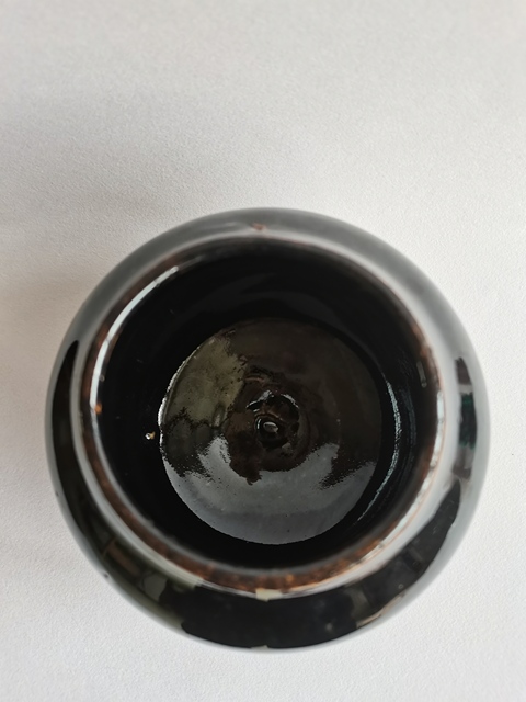 古玩陶瓷黑釉罐真品鑒賞圖