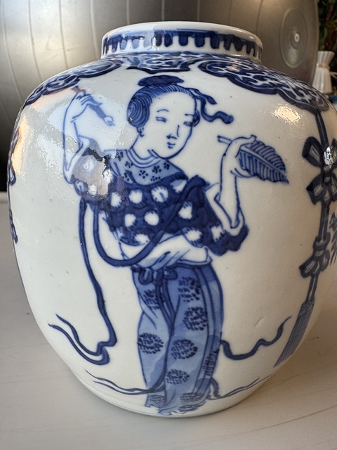 古玩陶瓷青花罐真品鑒賞圖