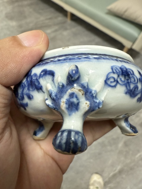 古玩陶瓷青花花鳥紋香爐拍賣，當前價格6600元