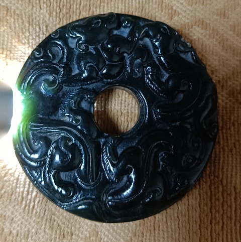 古玩玉器和田玉雕“螭龍紋璧”拍賣,當(dāng)前價(jià)格6000元