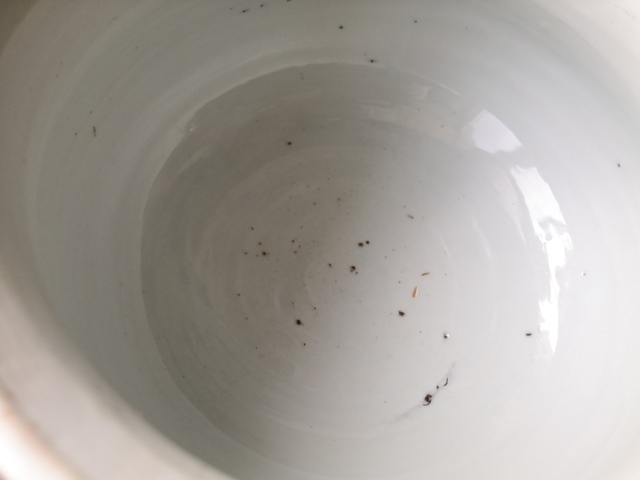 古玩陶瓷花卉紋青花圈足缽式香爐真品鑒賞圖