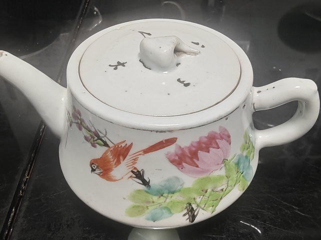 古玩陶瓷粉彩花鳥壺真品鑒賞圖