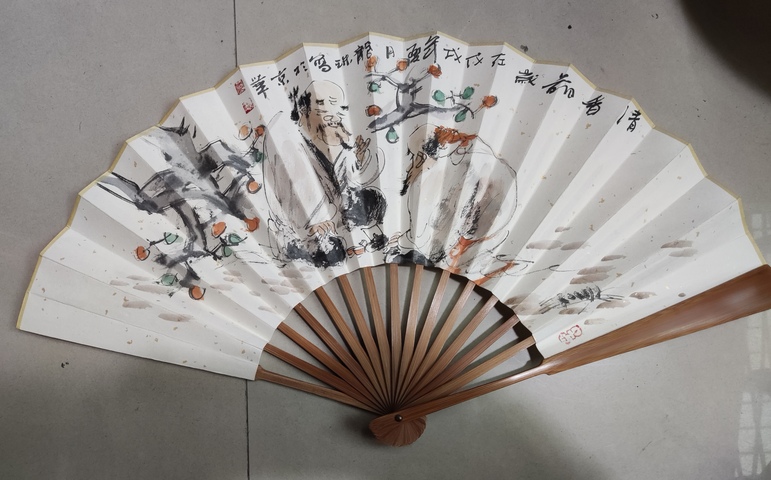 古玩字畫中美協名家沈秀華(龍珠)人物成扇拍賣,當前價格1元