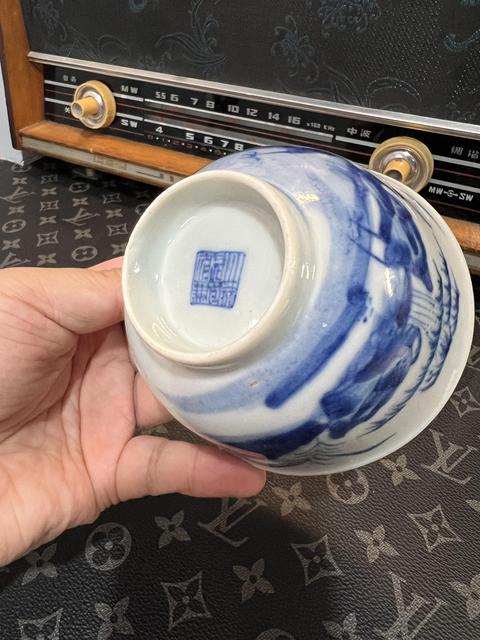 古玩陶瓷飛鳴食宿蘆雁紋青花杯真品鑒賞圖