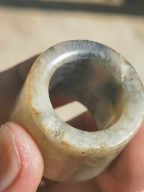 古玩玉器岫玉雕“素紋扳指”真品鑒賞圖