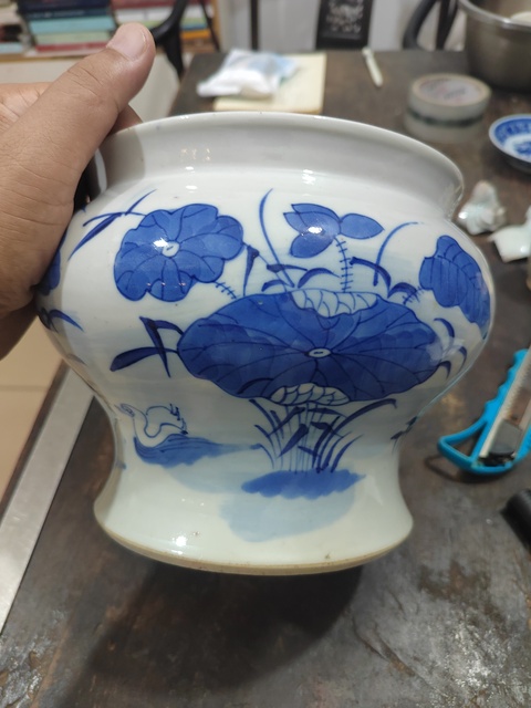 古玩陶瓷青花廣口尊真品鑒賞圖