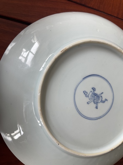 古玩陶瓷人物紋青花盤真品鑒賞圖
