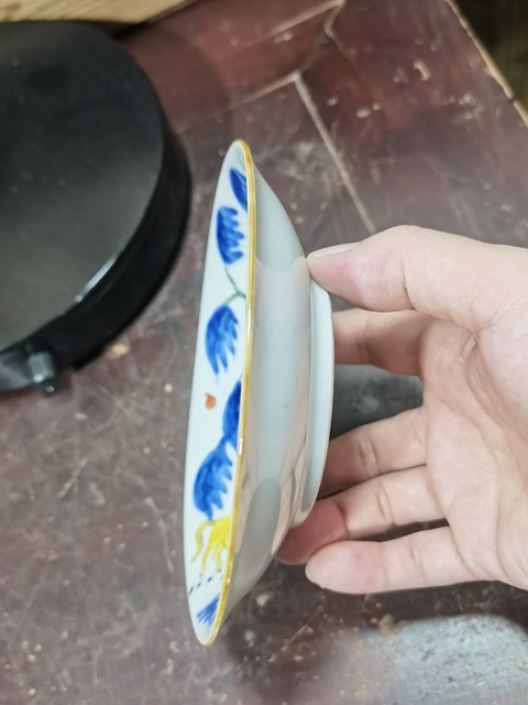 古玩陶瓷青花加彩駿馬圖盤真品鑒賞圖