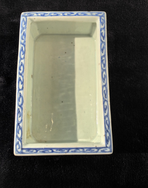 古玩陶瓷青化纏枝蓮水仙盆真品鑒賞圖