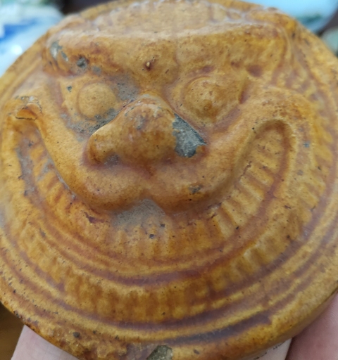 古玩陶瓷明末-黃釉法華彩獸面瓦當拍賣，當前價格699元