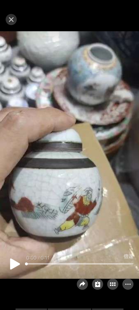 古玩陶瓷哥釉五彩刀馬人物蓋罐真品鑒賞圖