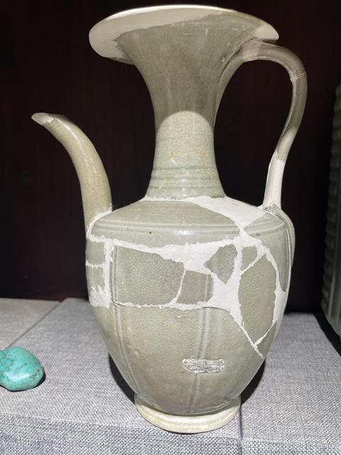 古玩陶瓷北宋，青瓷執壺拍賣，當前價格5200元