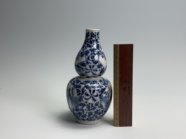 古玩陶瓷清晚期·青花人物紋葫蘆瓶拍賣,當前價格732元