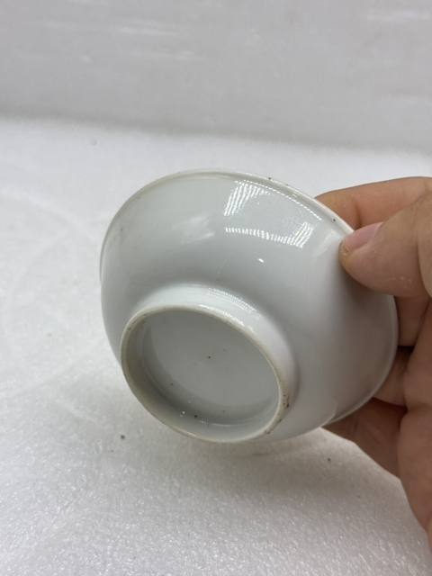 古玩陶瓷花鳥紋粉彩盤真品鑒賞圖