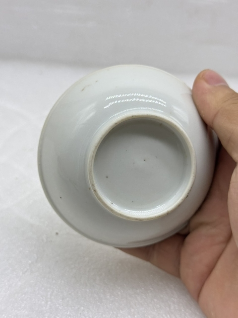 古玩陶瓷花鳥紋粉彩盤真品鑒賞圖