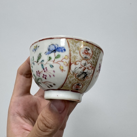 古玩陶瓷乾隆廣彩杯真品鑒賞圖