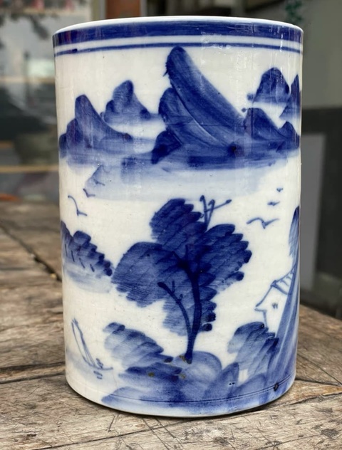 古玩陶瓷山水紋青花筆筒真品鑒賞圖