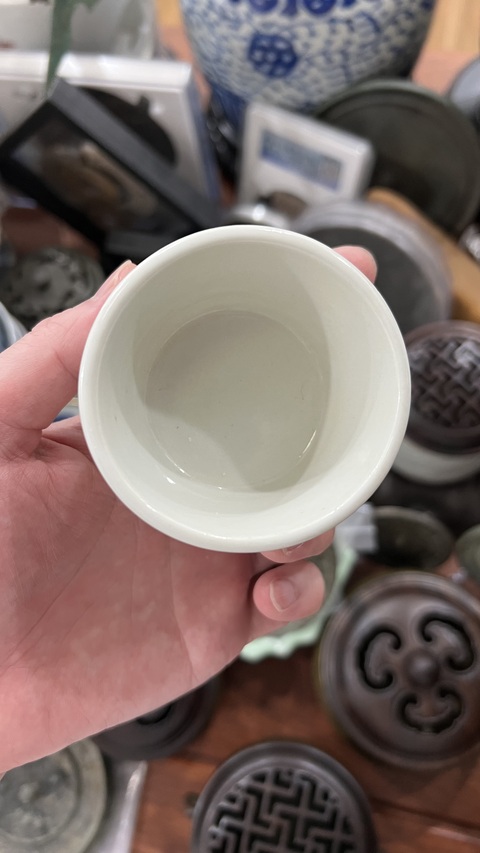 古玩陶瓷清代白釉杯拍賣,當(dāng)前價格255元