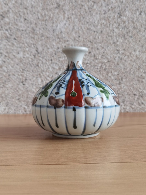古玩陶瓷青花加彩瓶拍賣,當前價格298元