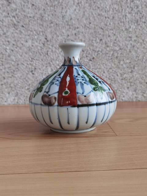 古玩陶瓷青花加彩瓶拍賣,當前價格298元
