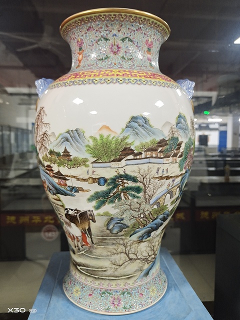 古玩陶瓷民國 仿琺瑯彩山水人物紋大尊真品鑒賞圖
