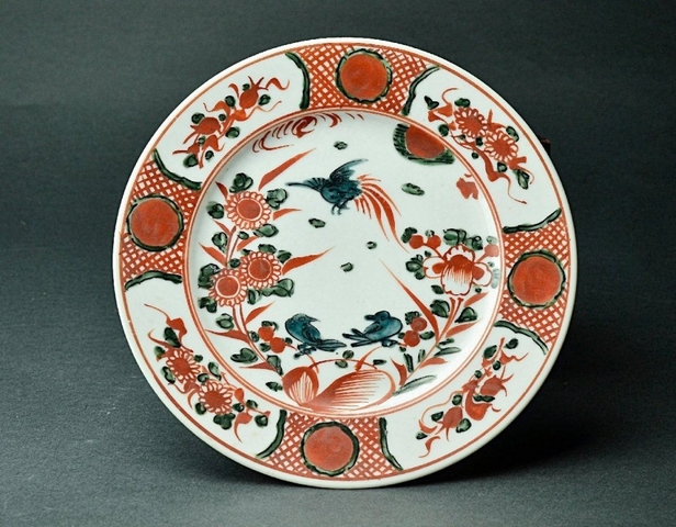 古玩陶瓷明代晚期漳州窯花鳥紅綠彩盤真品鑒賞圖