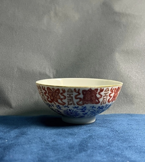 古玩陶瓷粉彩福壽八寶紋碗真品鑒賞圖