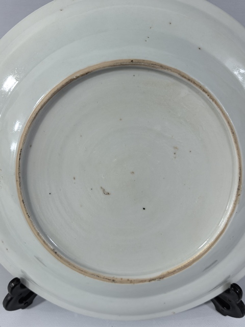 古玩陶瓷清中早·青花花卉賞盤真品鑒賞圖