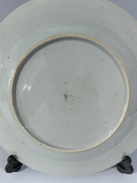 古玩陶瓷清中早·青花花卉賞盤真品鑒賞圖
