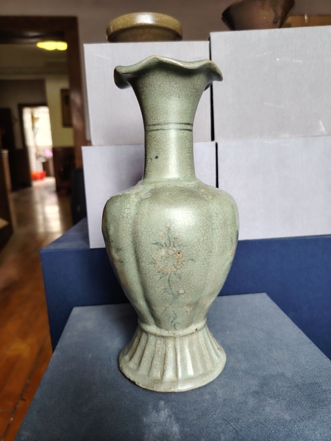 古玩陶瓷13世紀高麗瓶真品鑒賞圖