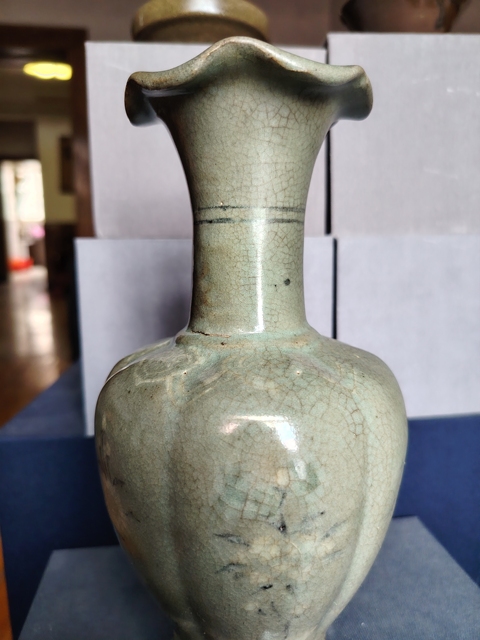 古玩陶瓷13世紀高麗瓶真品鑒賞圖
