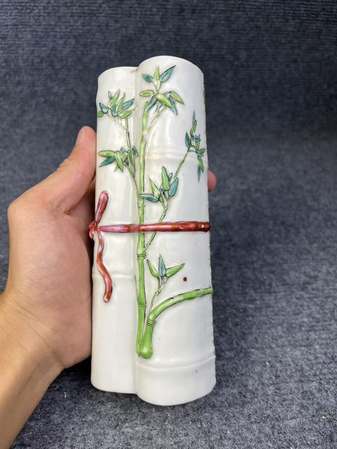 古玩陶瓷民國 陳鴻順號書卷式壁瓶真品鑒賞圖