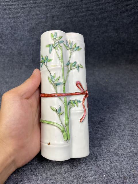 古玩陶瓷民國 陳鴻順號書卷式壁瓶真品鑒賞圖