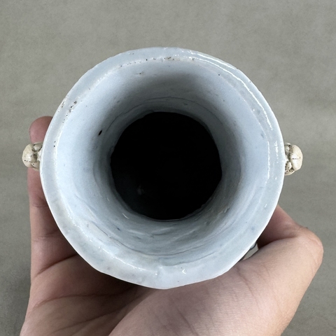 古玩陶瓷青花釉里紅雙耳六方瓶真品鑒賞圖