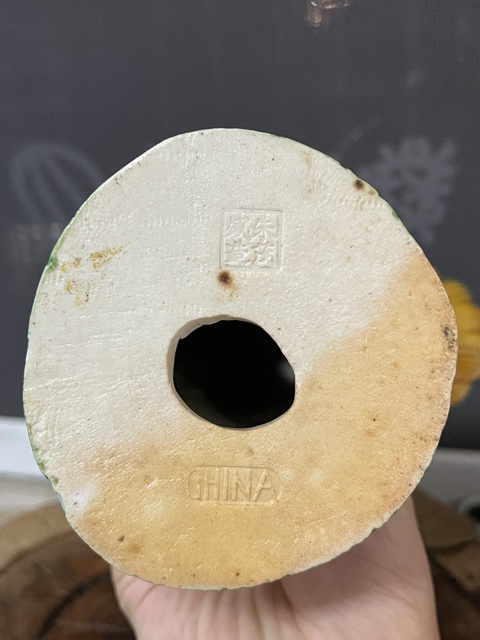 古玩陶瓷素三彩公雞擺件真品鑒賞圖