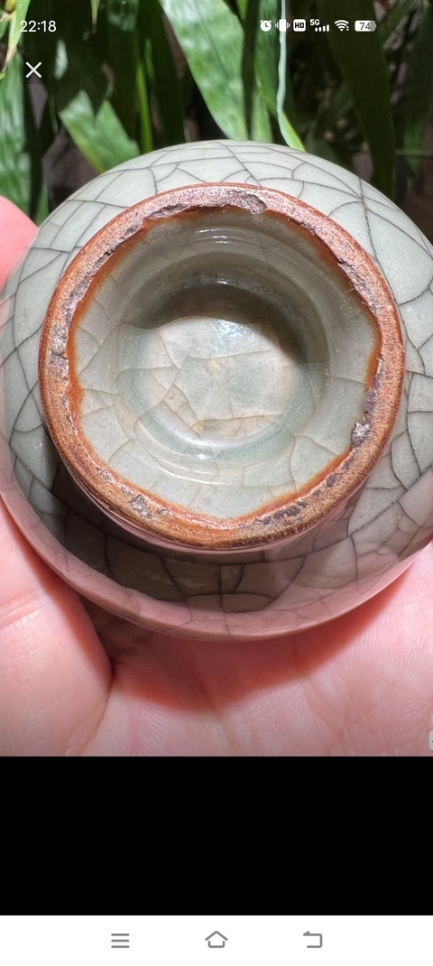 古玩陶瓷日本明治綠哥釉茶碗真品鑒賞圖