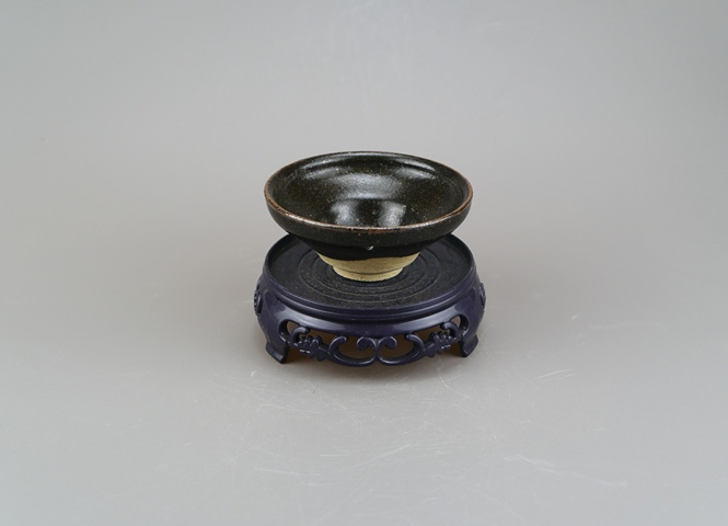 古玩陶瓷吉州窯黑釉茶盞真品鑒賞圖
