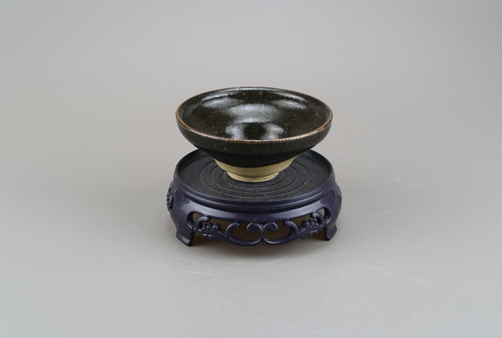古玩陶瓷吉州窯黑釉茶盞真品鑒賞圖