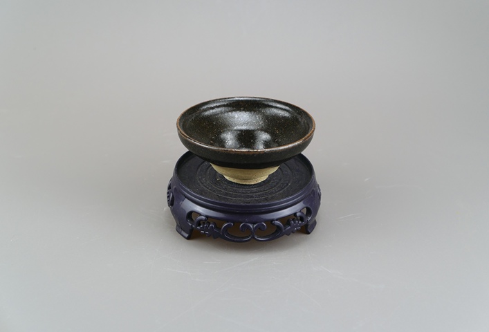 古玩陶瓷吉州窯黑釉茶盞真品鑒賞圖
