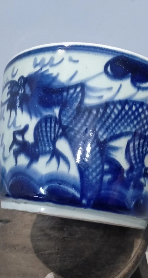 古玩陶瓷青花龍紋香爐，模糊，偏老真品鑒賞圖