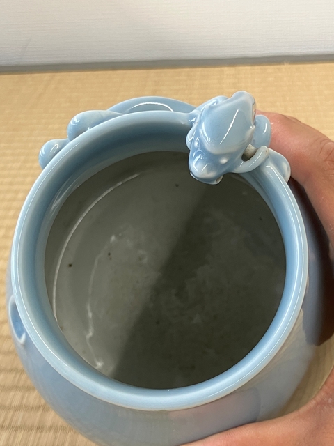 古玩陶瓷天藍釉貼塑螭龍紋尊真品鑒賞圖