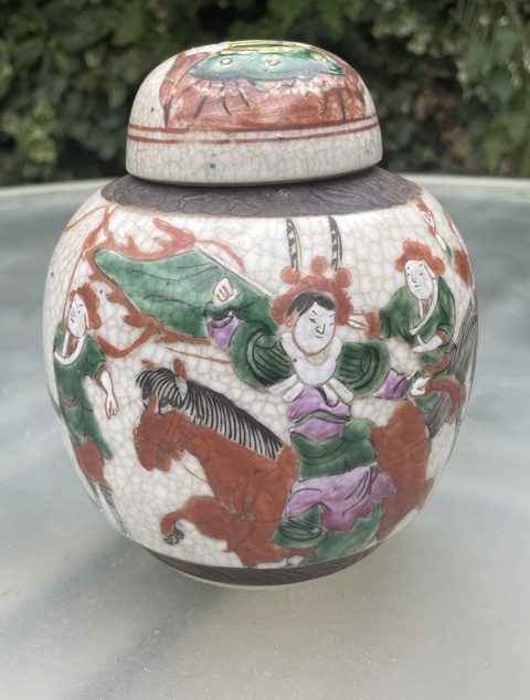 古玩陶瓷哥釉地鐵銹釉五彩加粉彩刀馬人蓋罐真品鑒賞圖