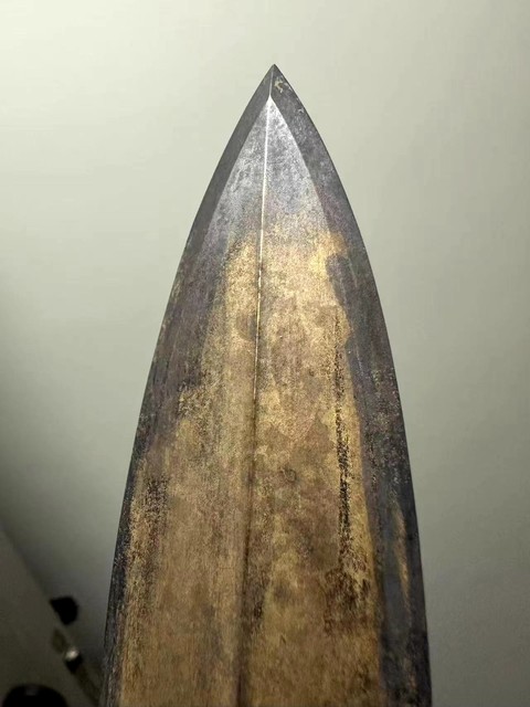 古玩銅器戰國青銅劍真品鑒賞圖