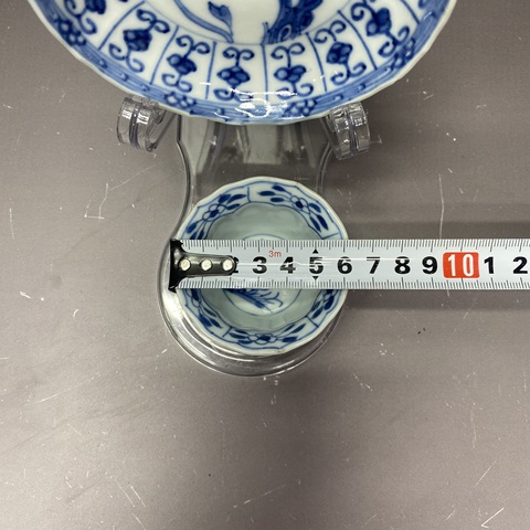 古玩陶瓷花卉紋青花杯盤真品鑒賞圖