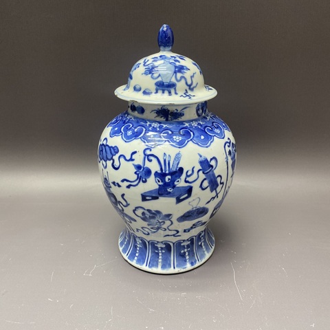古玩陶瓷博古圖青花將軍罐真品鑒賞圖