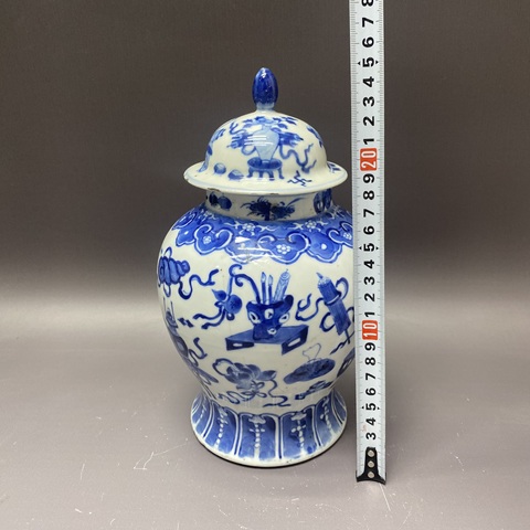 古玩陶瓷博古圖青花將軍罐真品鑒賞圖
