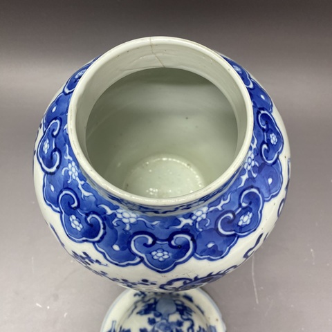 古玩陶瓷博古圖青花將軍罐真品鑒賞圖