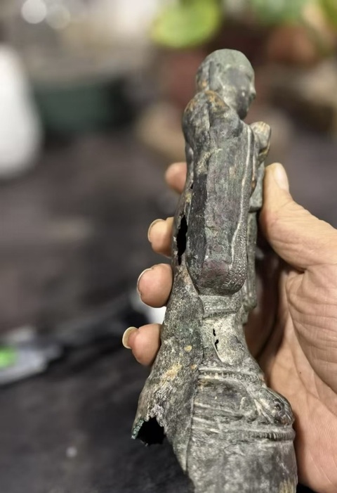 古玩銅器佛像真品鑒賞圖