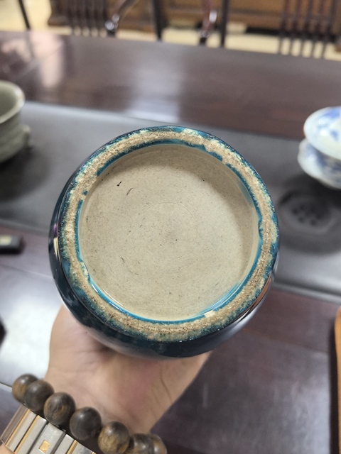 古玩陶瓷孔雀藍釉瓶真品鑒賞圖